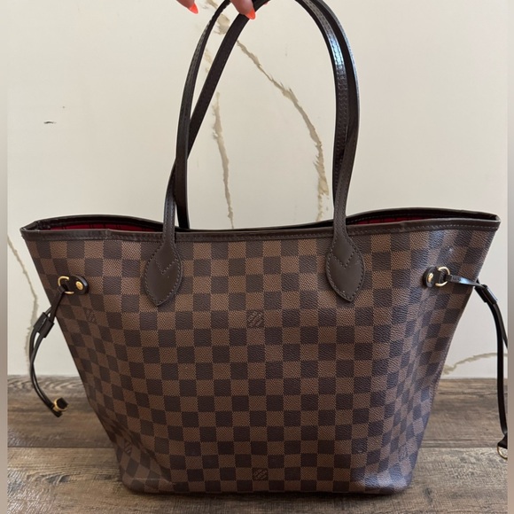 Louis Vuitton Neverfull MM Tote in Damier Ebene - Picture 3 of 17